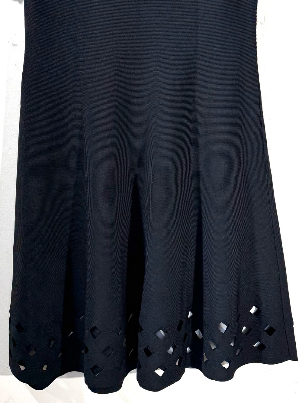 Nic+Zoe Black Time Out Twirl Midi Dress Laser cut out Large - Picture 7 of 9
